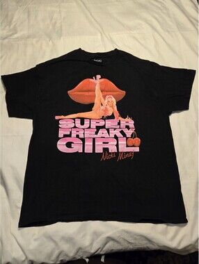 Nicki Minaj Super Freaky Girl Black And Pink Graphic T Shirt Music Sz XL